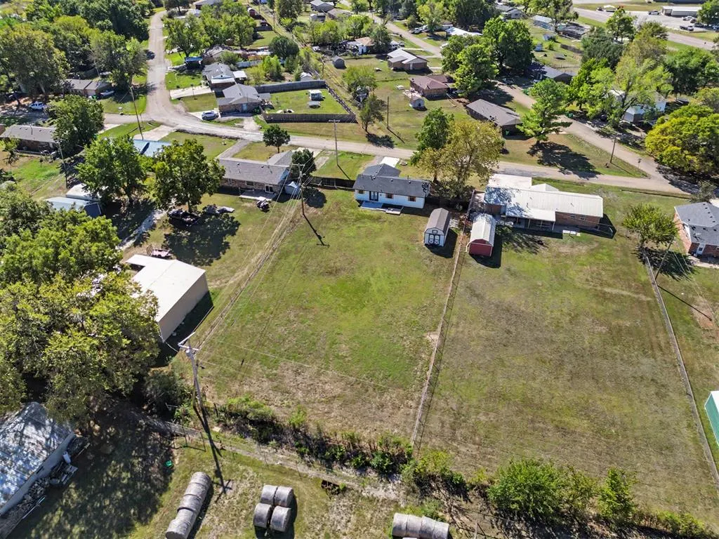 Photo 15 — 420 Kevin Road, Prague, OK 74864