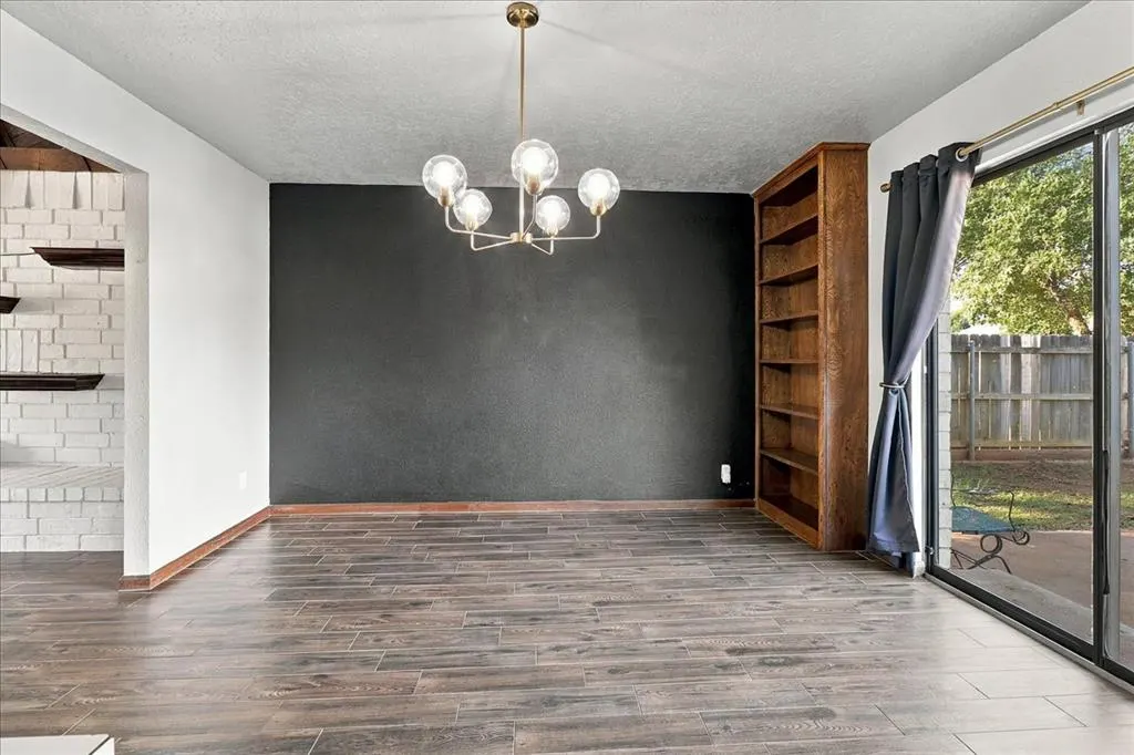 Photo 9 — 1009 Mac Drive, Elk City, OK 73644