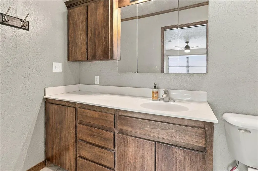 Photo 22 — 1009 Mac Drive, Elk City, OK 73644