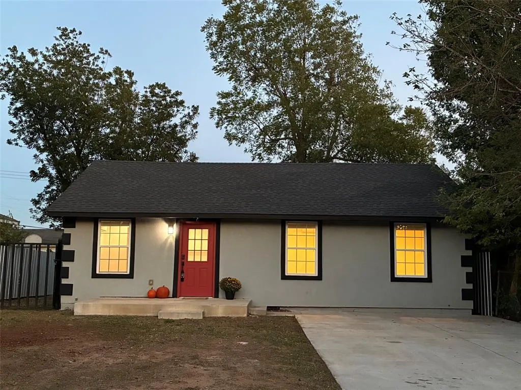 Front exterior — 3904 S Harvey Avenue, Oklahoma City, OK 73109