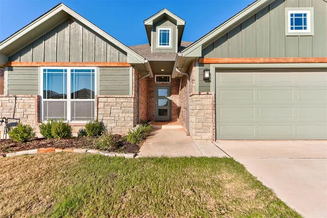 Photo 2 — 13937 Klinsman Road, Oklahoma City, OK 73078