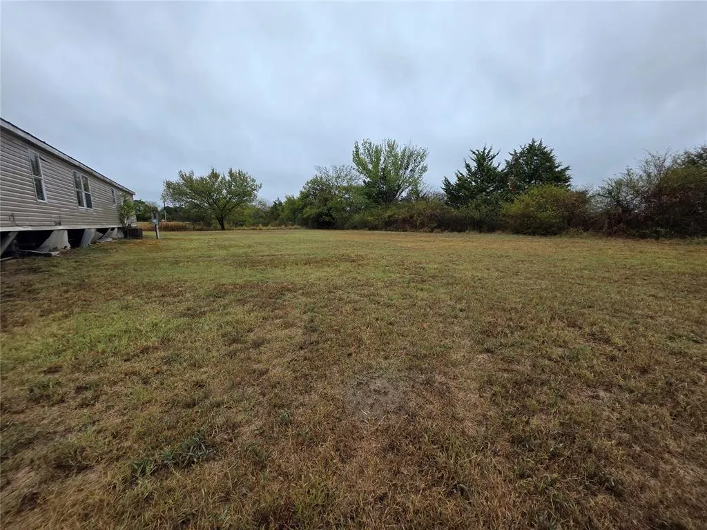Photo 30 — 619 S Madison Street, Maud, OK 74854