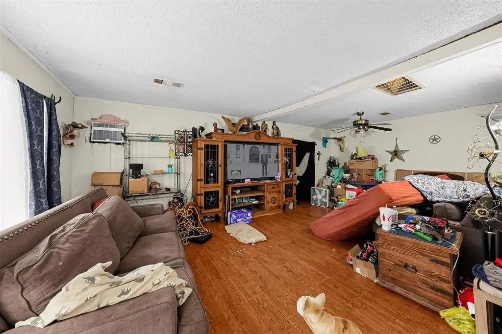 Photo 8 — 718 S 2nd Street, Henryetta, OK 74437