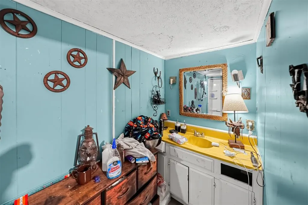 Photo 23 — 718 S 2nd Street, Henryetta, OK 74437