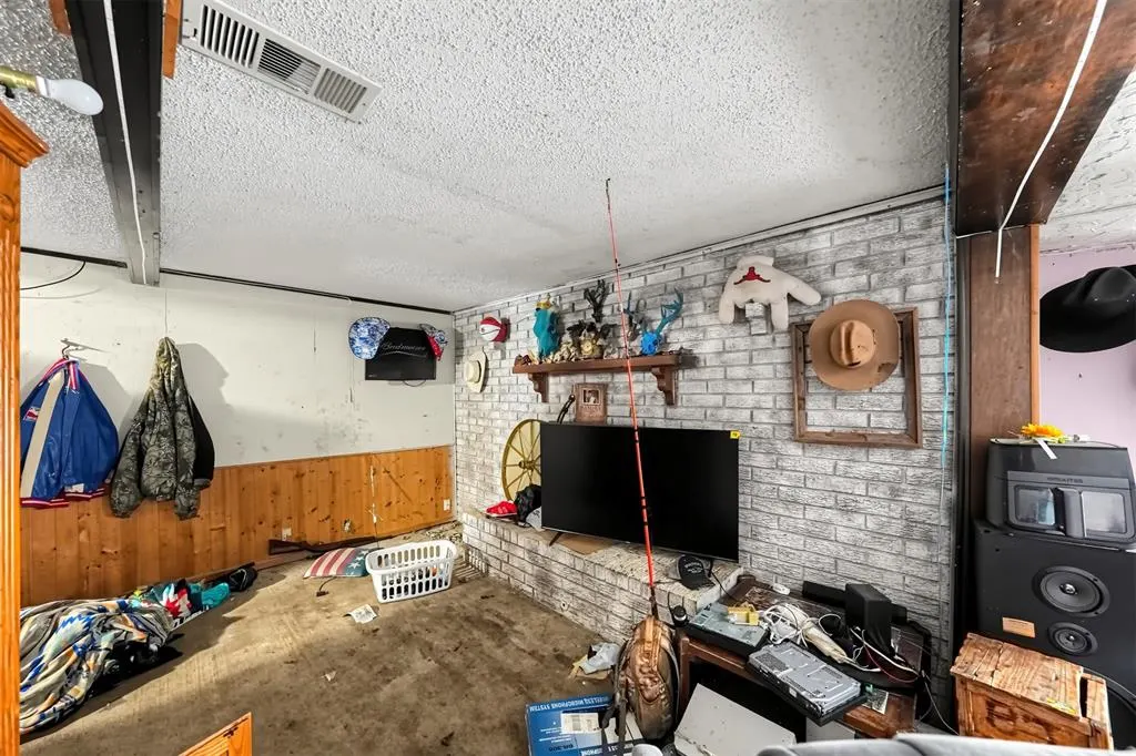 Photo 26 — 718 S 2nd Street, Henryetta, OK 74437