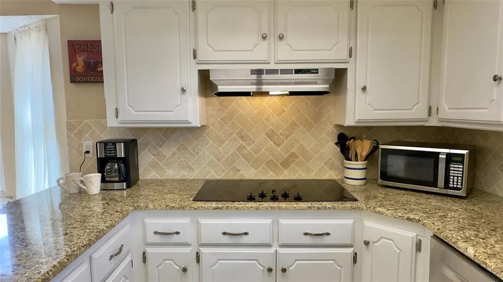 Photo 12 — 1821 Edinburg Drive, Yukon, OK 73099