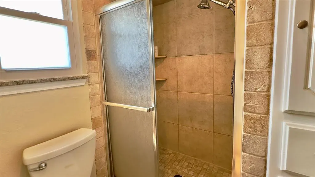 Photo 24 — 1821 Edinburg Drive, Yukon, OK 73099