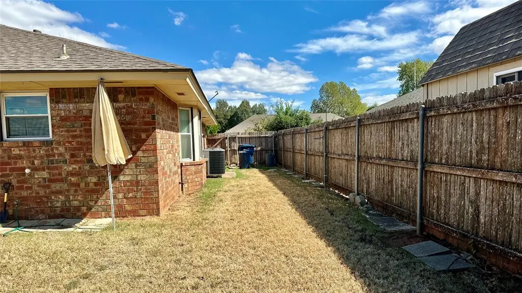 Photo 26 — 1821 Edinburg Drive, Yukon, OK 73099
