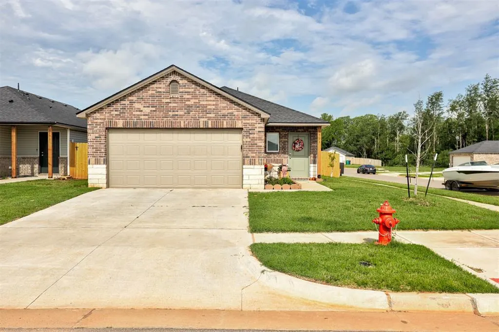 Front exterior — 3501 Pete Street, Mustang, OK 73064