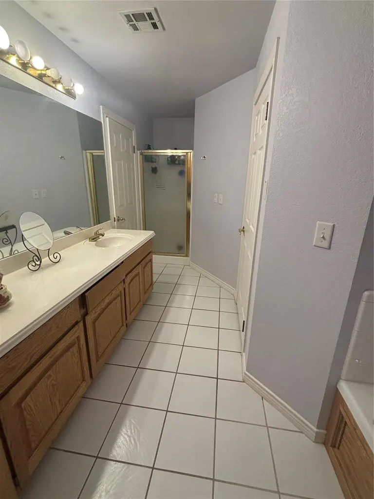 Photo 16 — 305 E Sierra Vista Court, Altus, OK 73521