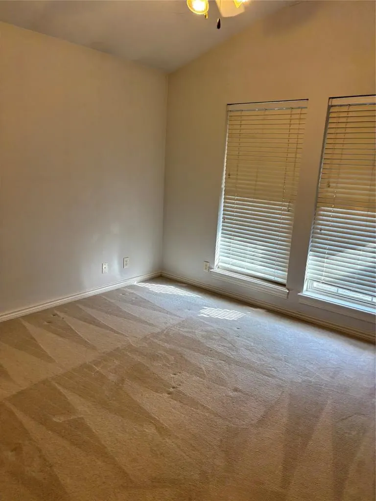 Photo 21 — 305 E Sierra Vista Court, Altus, OK 73521