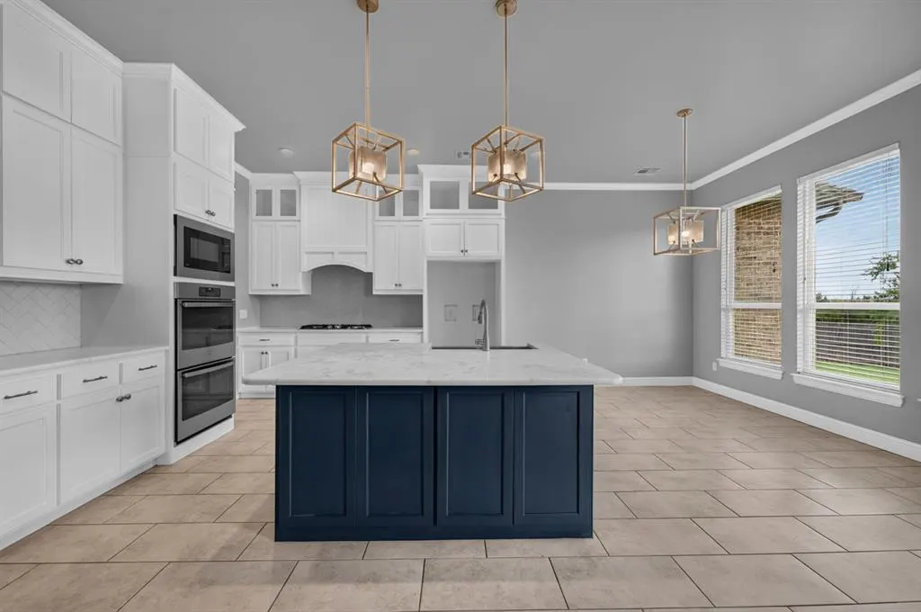 Photo 6 — 15901 Foxtail Trail, Oklahoma City, OK 73013