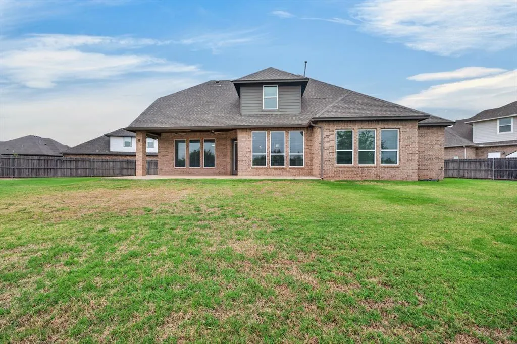 Photo 10 — 15901 Foxtail Trail, Oklahoma City, OK 73013