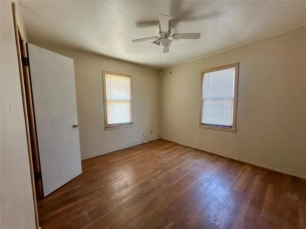 Photo 11 — 1137 E Chestnut Street, Altus, OK 73521
