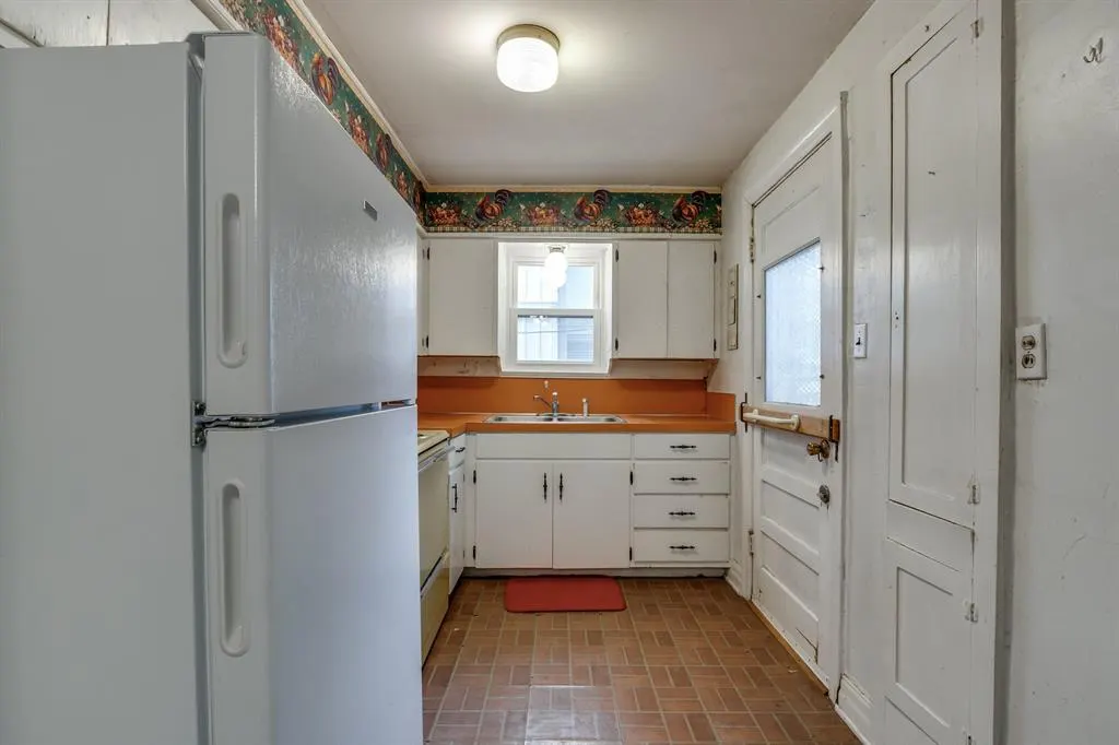 Photo 4 — 2633 NW 24th Street, Oklahoma City, OK 73107