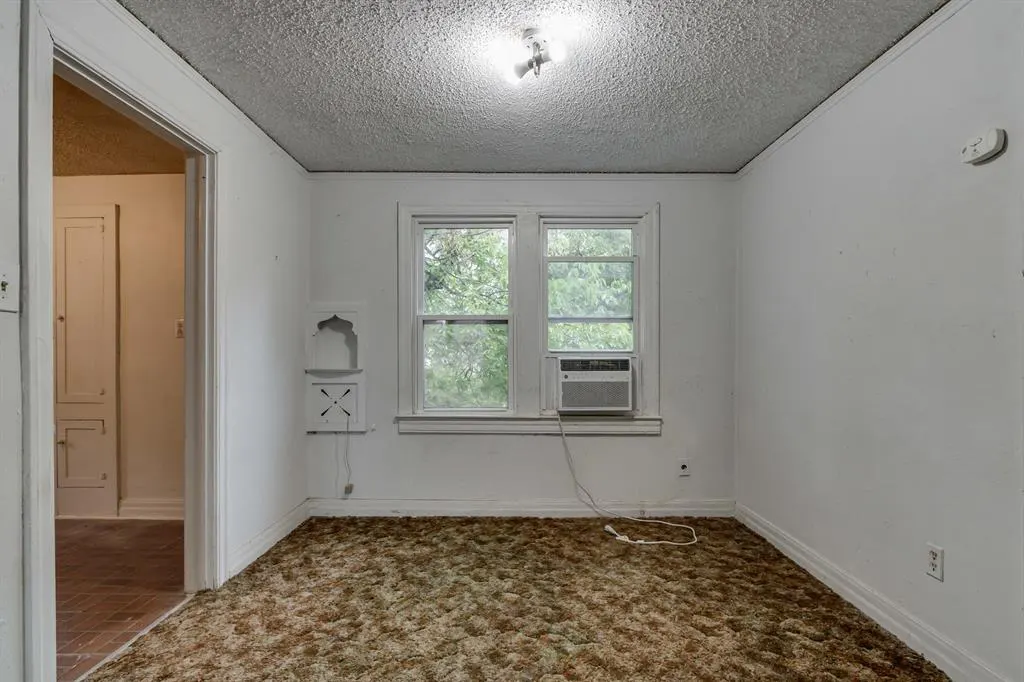 Photo 10 — 2633 NW 24th Street, Oklahoma City, OK 73107