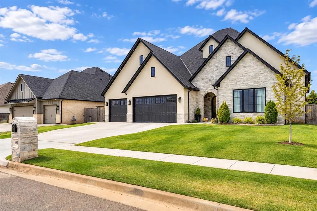 Photo 2 — 3832 Legacy Drive, Norman, OK 73069