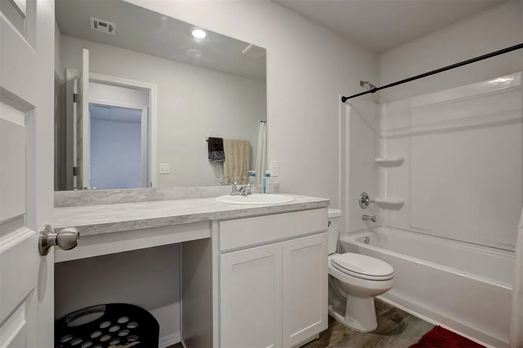 Photo 22 — 1302 Guthrie Farms Boulevard, Guthrie, OK 73044