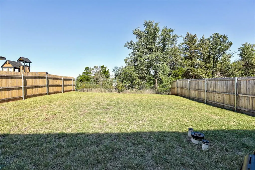 Photo 29 — 1302 Guthrie Farms Boulevard, Guthrie, OK 73044