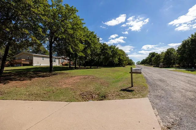 Photo 2 — 12900 Fox Hole Road, Edmond, OK 73034
