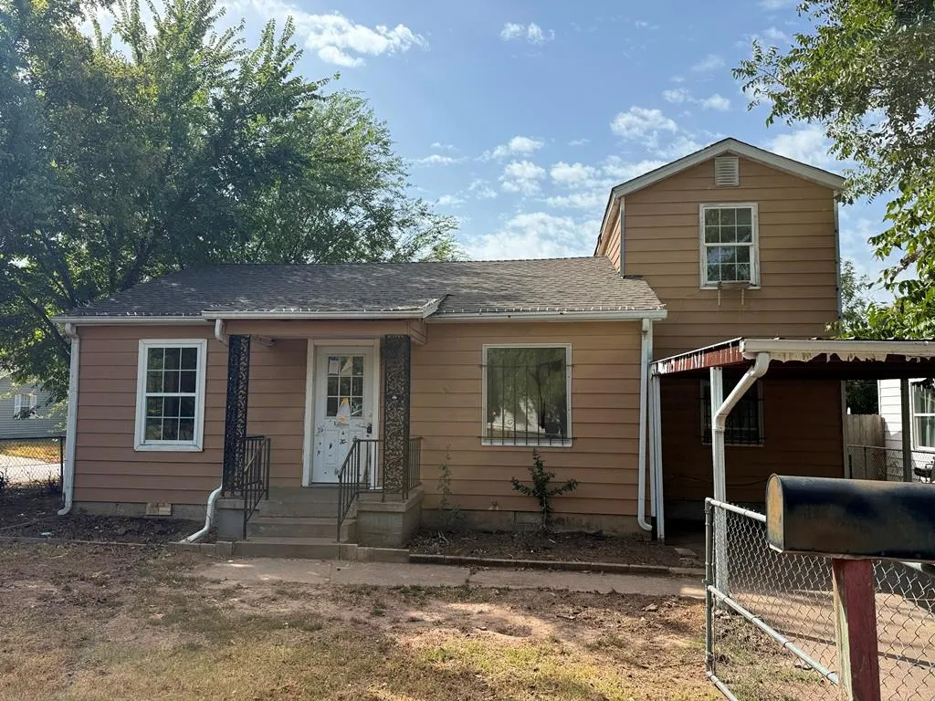 Front exterior — 4000 NW 15th Street, Oklahoma City, OK 73107