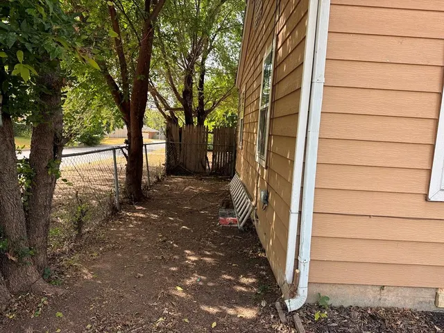 Photo 3 — 4000 NW 15th Street, Oklahoma City, OK 73107