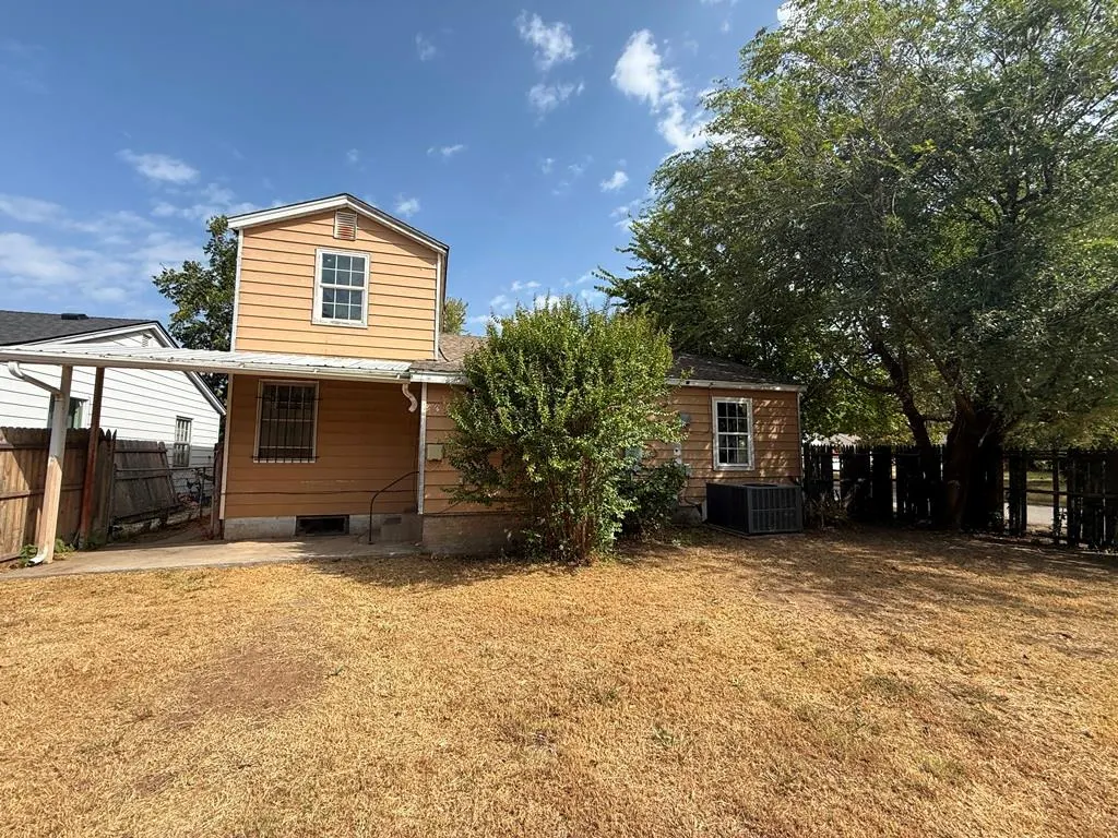Photo 6 — 4000 NW 15th Street, Oklahoma City, OK 73107