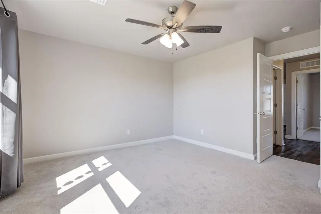 Photo 25 — 12608 NW 3rd Street, Yukon, OK 73099