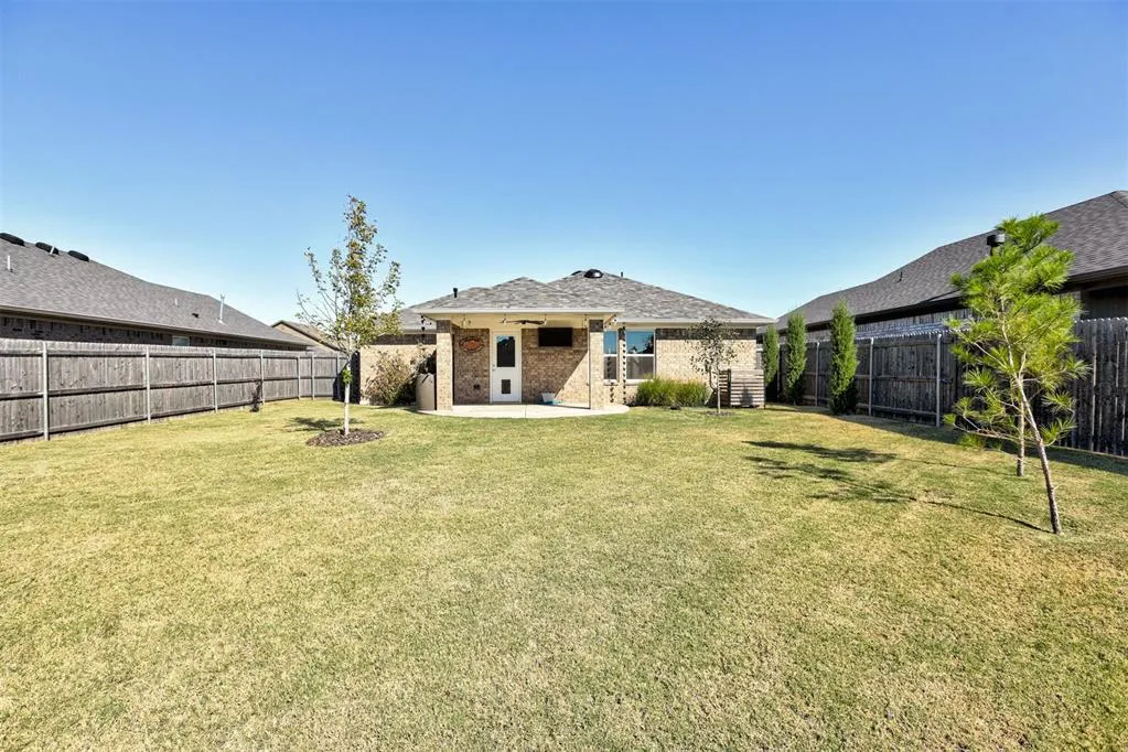 Photo 34 — 12608 NW 3rd Street, Yukon, OK 73099