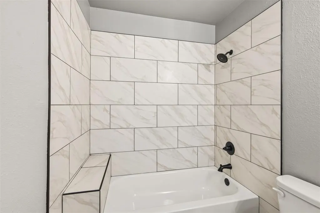 Photo 28 — 207 SW 9th Street, Minco, OK 73059
