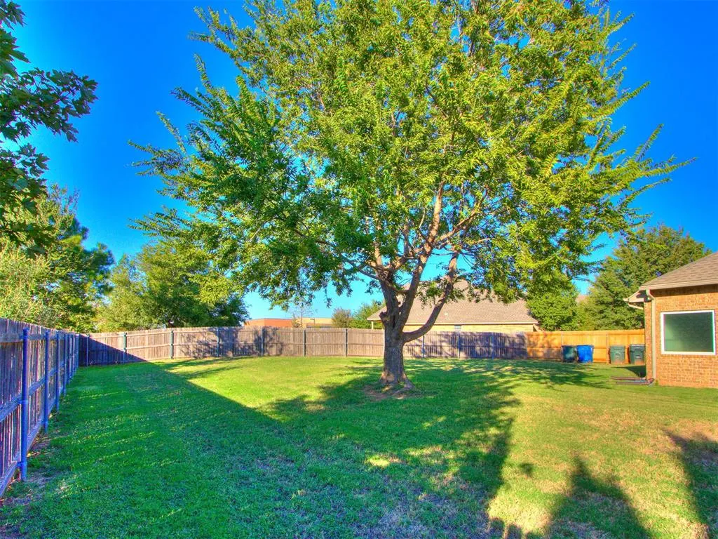 Photo 36 — 2433 Glenmere Drive, Edmond, OK 73003