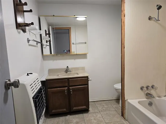 Photo 8 — 2900 SE 57th Street, Oklahoma City, OK 73129