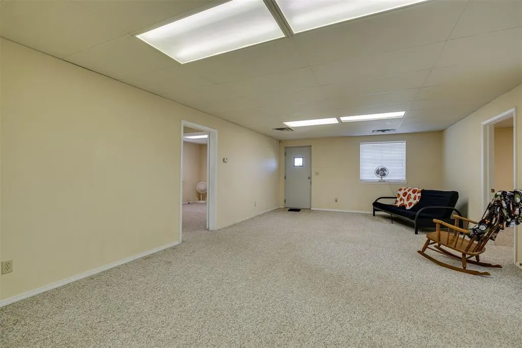 Photo 9 — 25080 Turkey Pen Hollow Road, Henryetta, OK 74437
