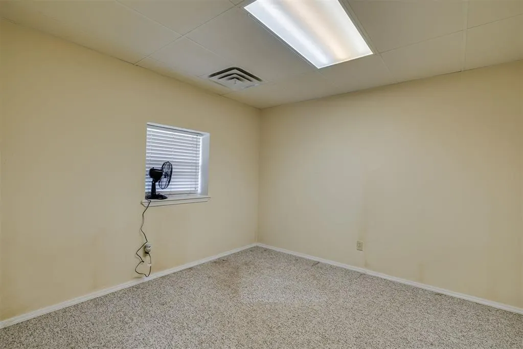 Photo 26 — 25080 Turkey Pen Hollow Road, Henryetta, OK 74437