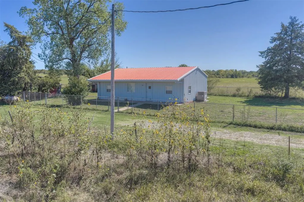 Photo 30 — 25080 Turkey Pen Hollow Road, Henryetta, OK 74437