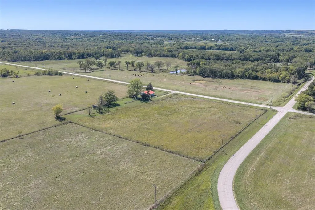 Photo 31 — 25080 Turkey Pen Hollow Road, Henryetta, OK 74437