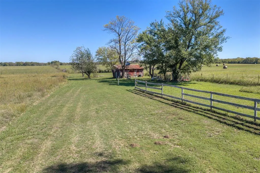 Photo 42 — 25080 Turkey Pen Hollow Road, Henryetta, OK 74437
