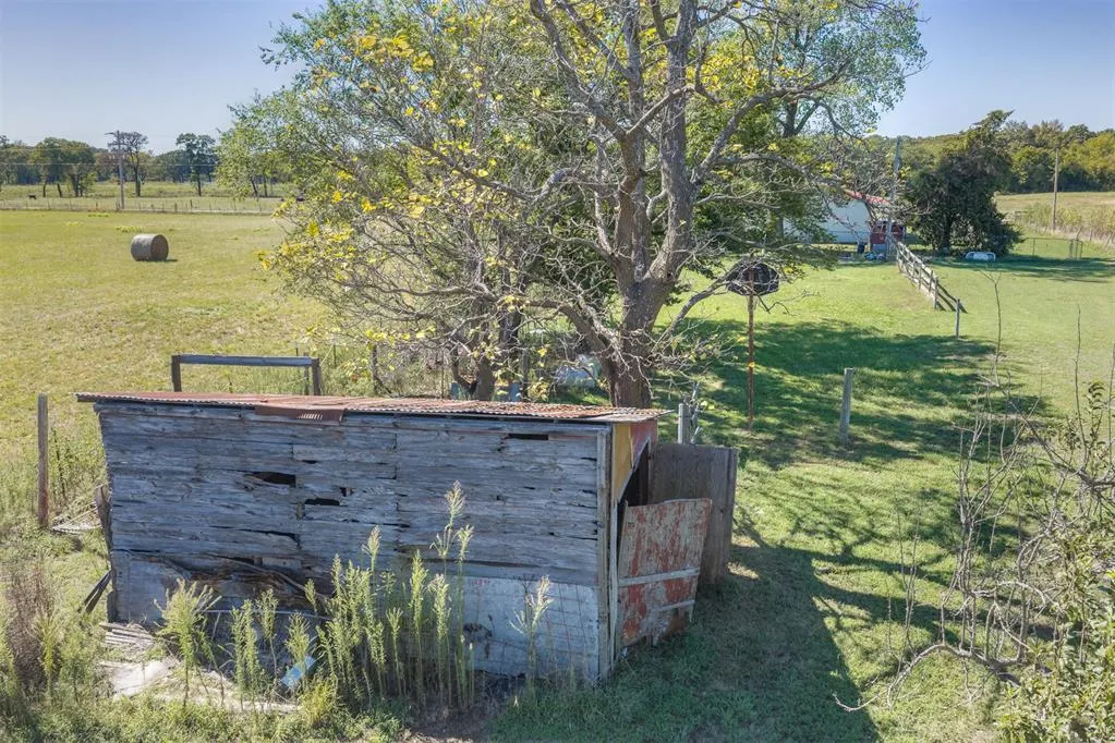 Photo 44 — 25080 Turkey Pen Hollow Road, Henryetta, OK 74437