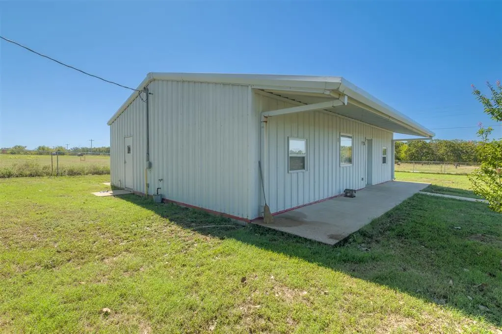 Photo 47 — 25080 Turkey Pen Hollow Road, Henryetta, OK 74437