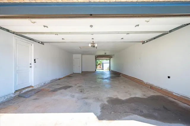 Photo 5 — 15720 Wild Creek Drive, Edmond, OK 73013