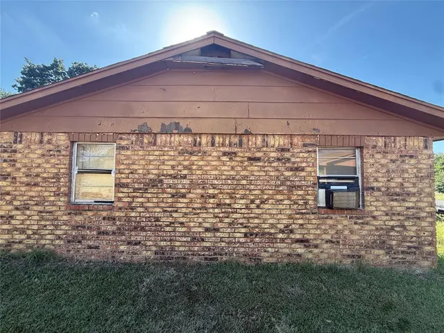 Photo 5 — 9050 N Triple X Road, Jones, OK 73049