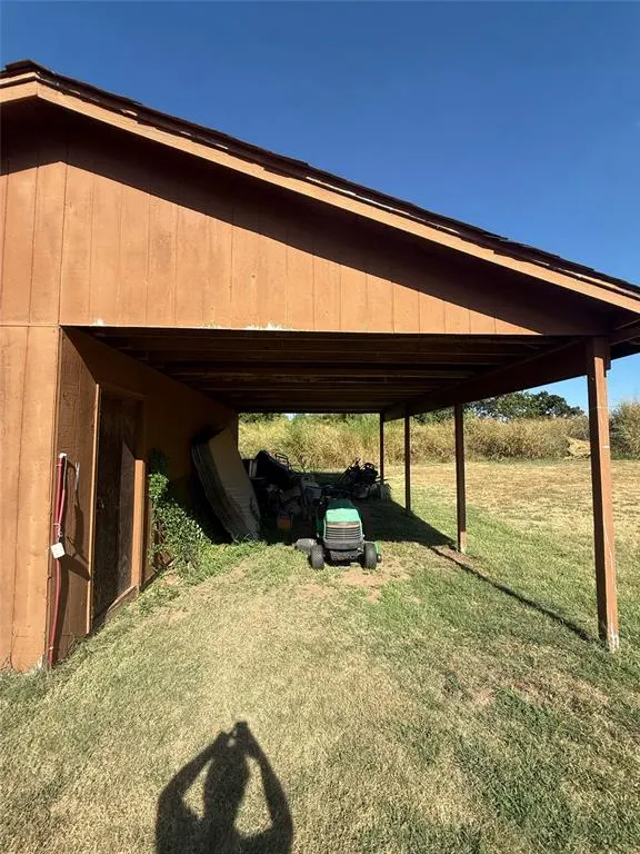 Photo 11 — 9050 N Triple X Road, Jones, OK 73049