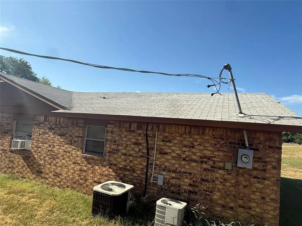 Photo 14 — 9050 N Triple X Road, Jones, OK 73049
