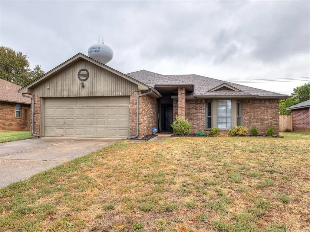 Front exterior — 1108 Earl A Rodkey Drive, Edmond, OK 73003