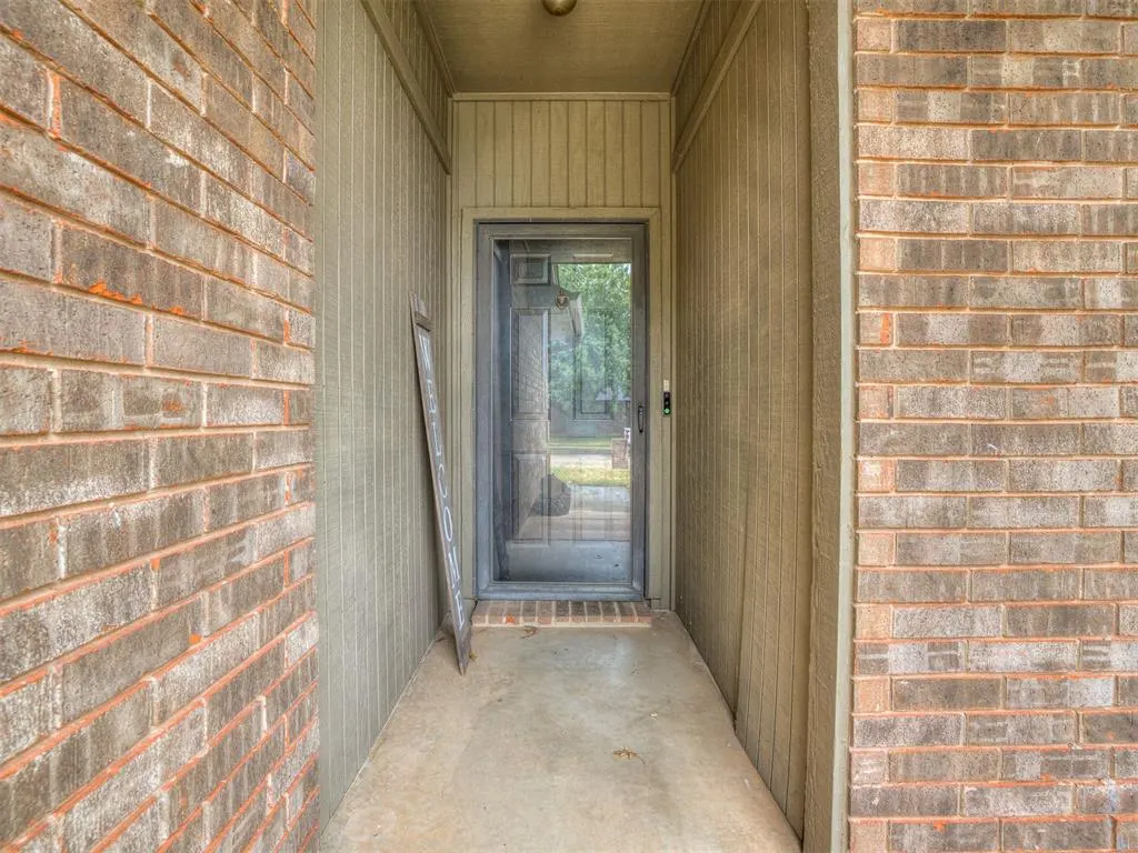 Photo 5 — 1108 Earl A Rodkey Drive, Edmond, OK 73003