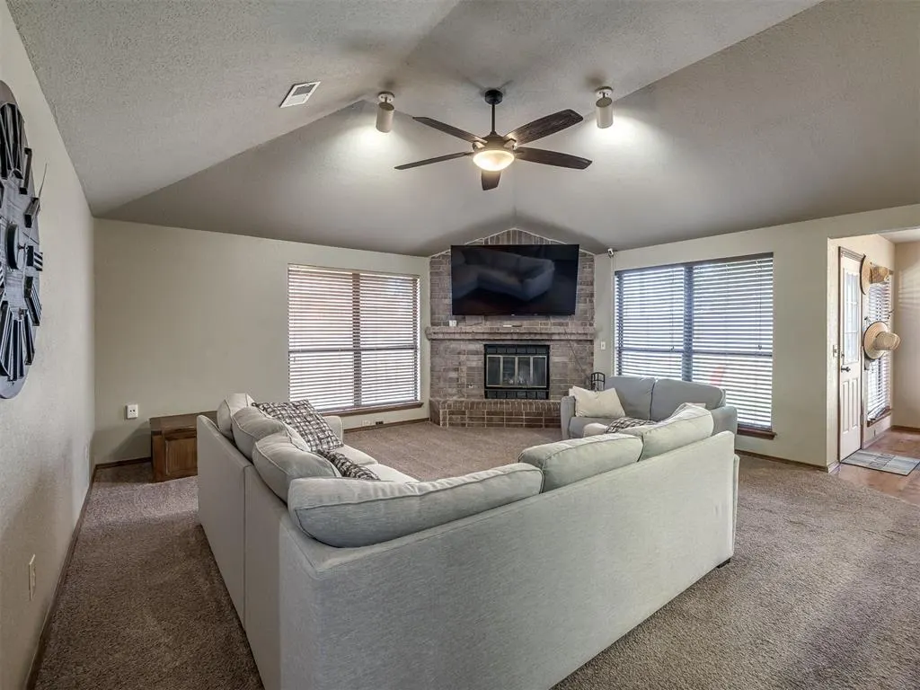 Photo 9 — 1108 Earl A Rodkey Drive, Edmond, OK 73003