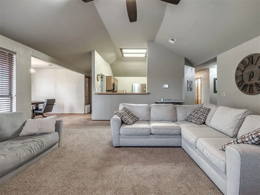 Photo 14 — 1108 Earl A Rodkey Drive, Edmond, OK 73003