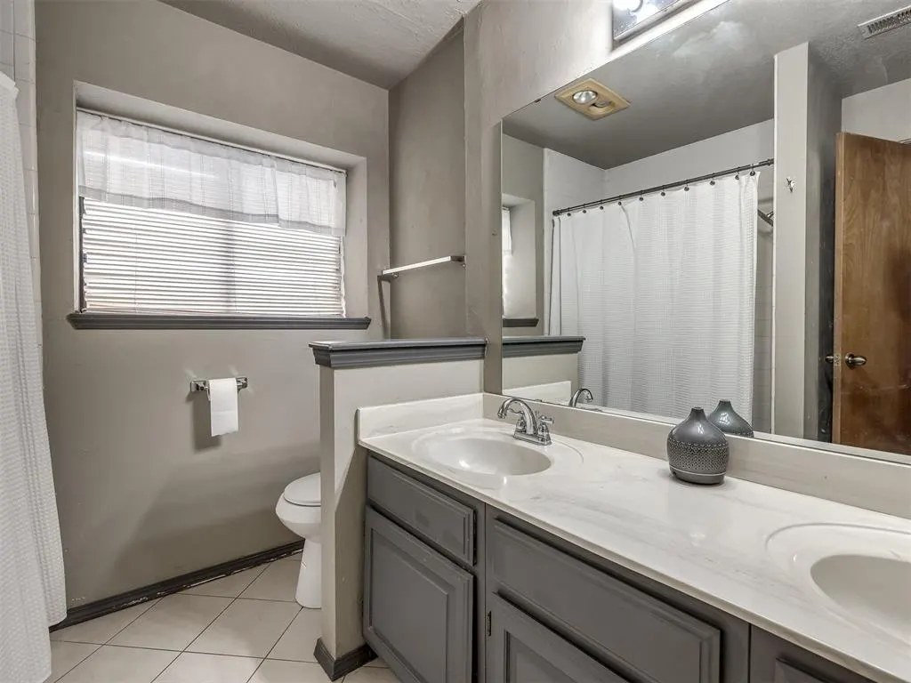 Photo 31 — 1108 Earl A Rodkey Drive, Edmond, OK 73003