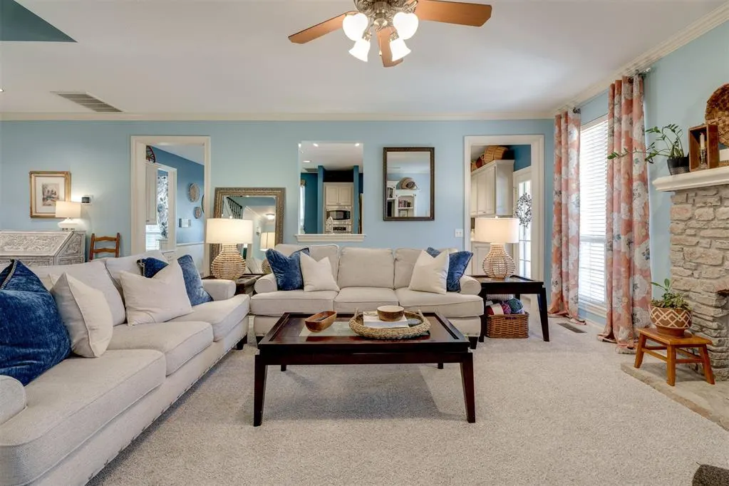 Photo 9 — 115 Lakeview Court, Edmond, OK 73003