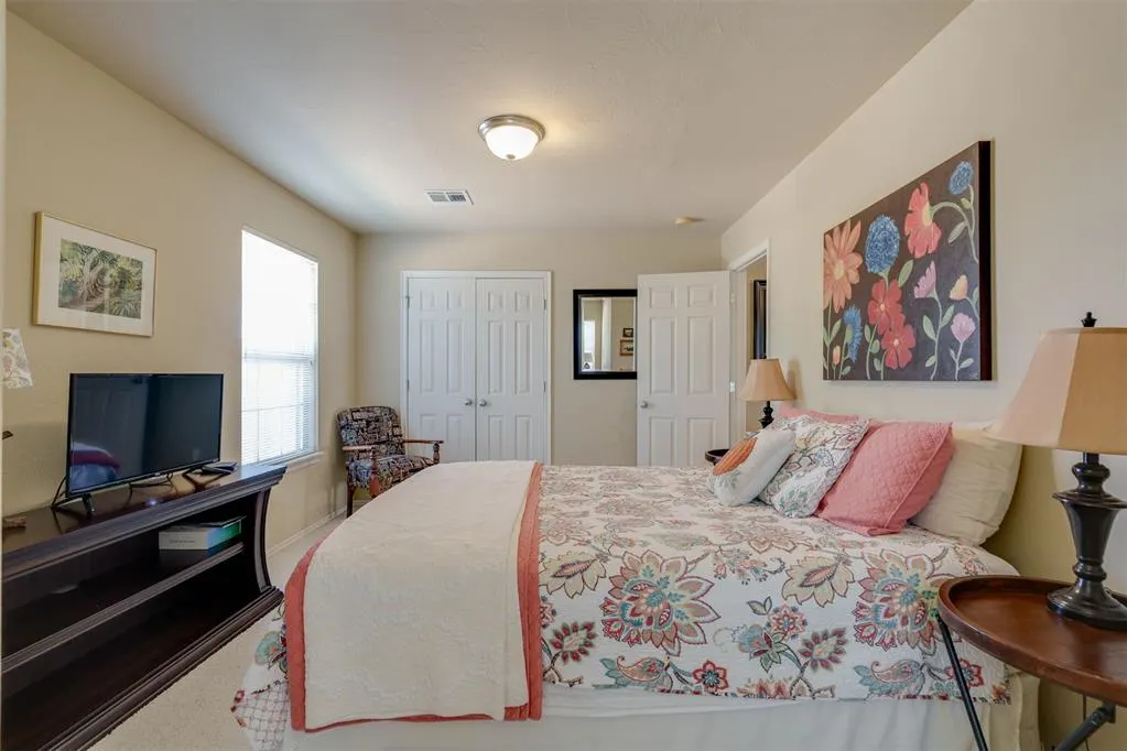 Photo 33 — 115 Lakeview Court, Edmond, OK 73003